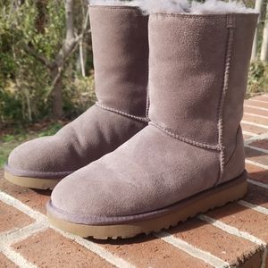 Ugg Classic Short Boots in Dusk